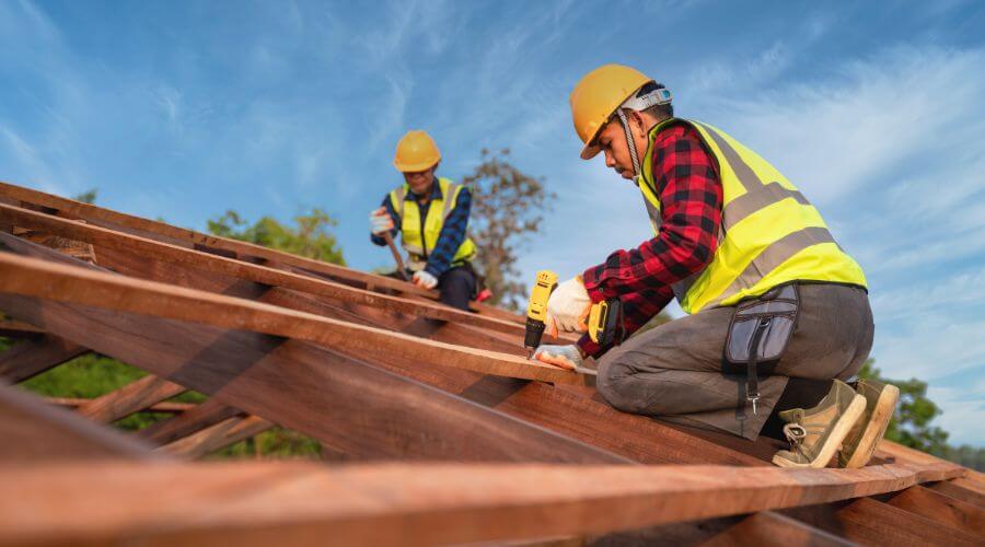 Professional Flat Roofing Installation services in Wellsville, OH